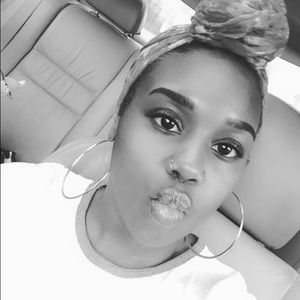 Meet your Posher, Ariel